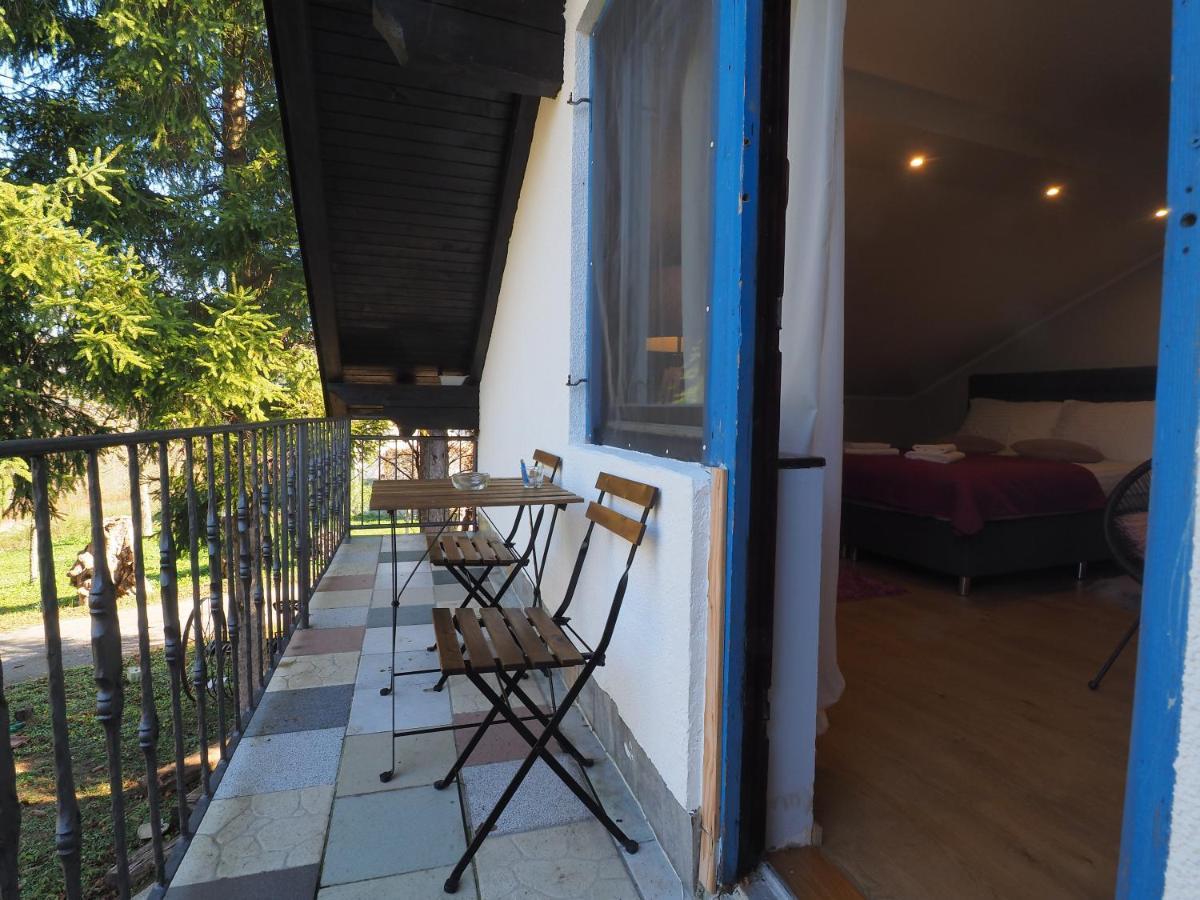 Guest House Sara Latin Exterior foto