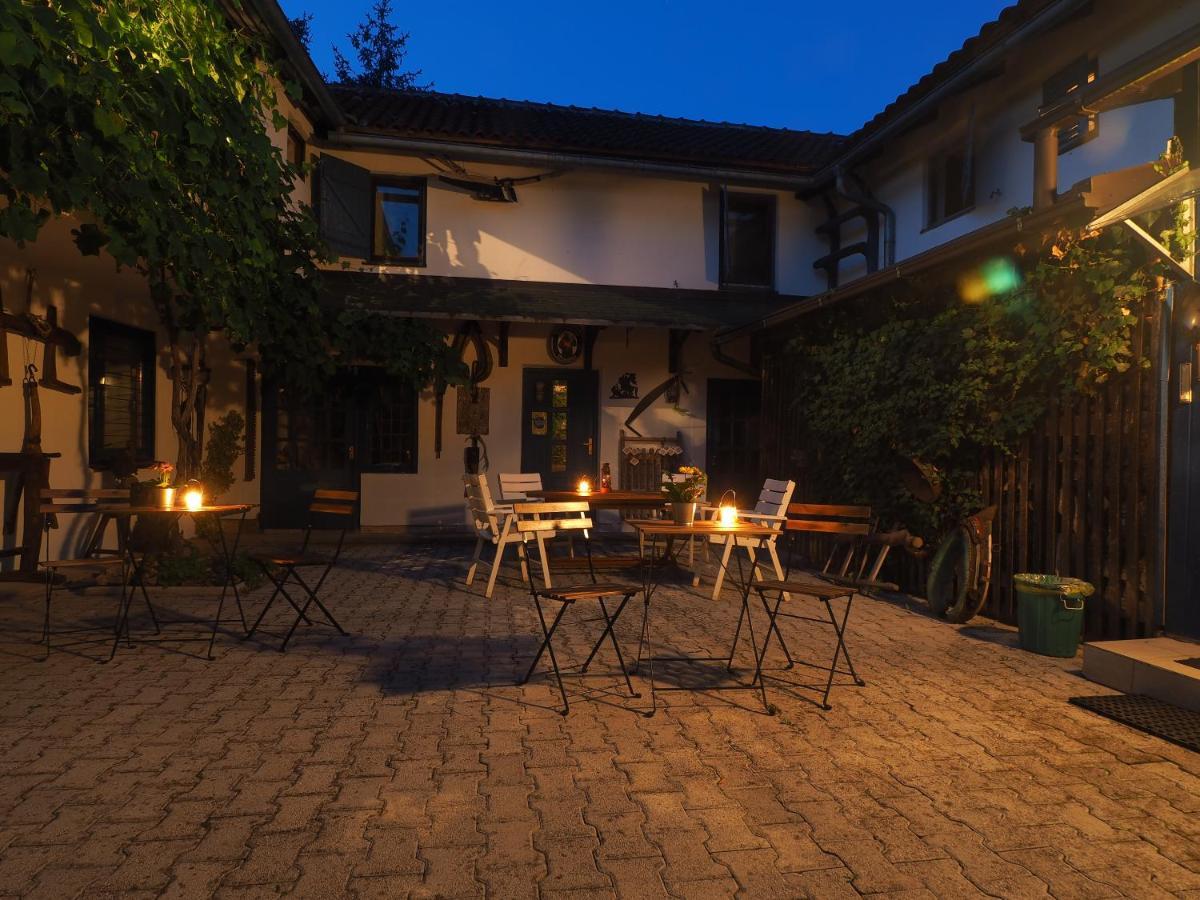 Guest House Sara Latin Exterior foto